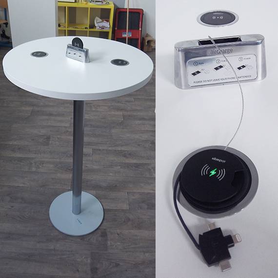 table haute pour recharger vos smartphones avec chargeurs induction Aircharge